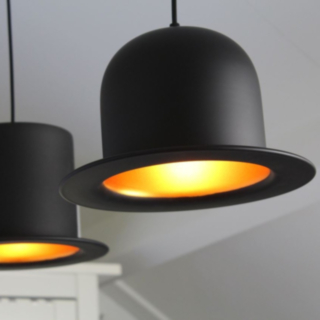 Plommonstop Lampa Svart/Guld