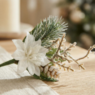 Julbukett Med Vit Julstjärna