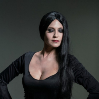 Wednesday® Morticia Peruk