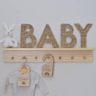 Flätad Babyskylt