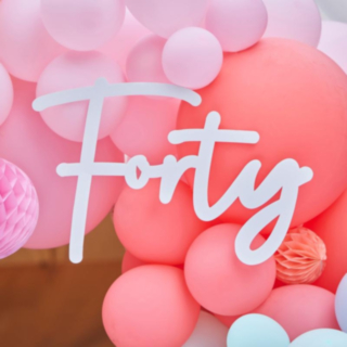 Forty Skylt Vit