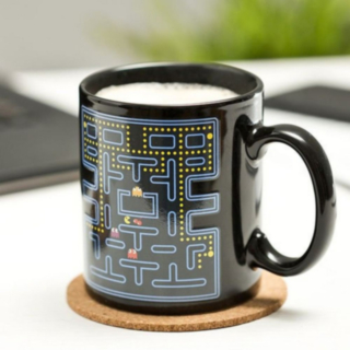 Retro Arcade Färgskiftande Mugg