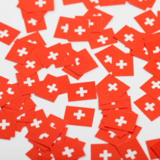 Schweiz Flagga Konfetti