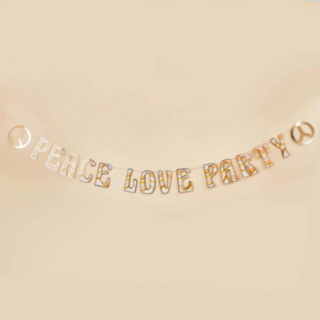 Peace Love Party Girlang
