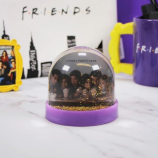 Friends® Snöglob
