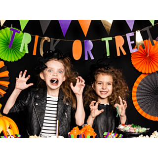 Trick or Treat Girlang DIY