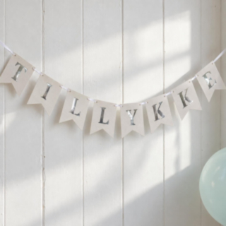 Tillykke Girlang Silver