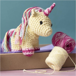 Amigurumi DIY Enhörning