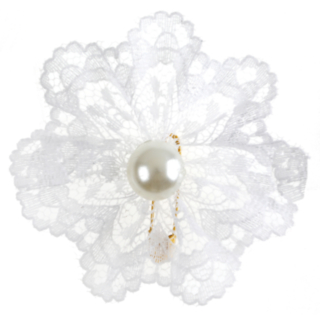 Hvid Blondeblomst Broche