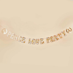 Peace Love Party Girlang