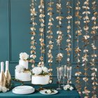 Hängande Blommor Backdrop Guld