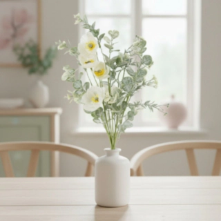 Eukalyptus & Vita Blommor Bukett