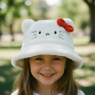 Hello Kitty® Bucket Hat Vit