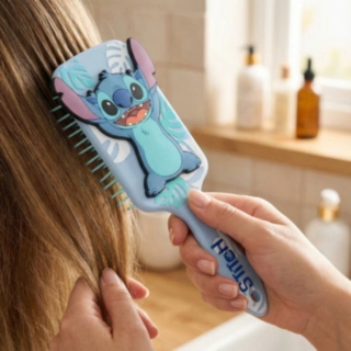 Stitch® Hårborste Ljusblå