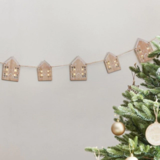 LED Pepparkakshus Trägirlang