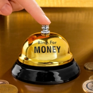 Ring For Money Receptionsklocka Guld