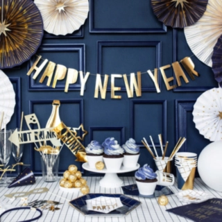 Happy New Year Girlang Guld