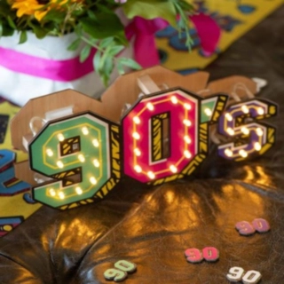 LED-skylt 90's