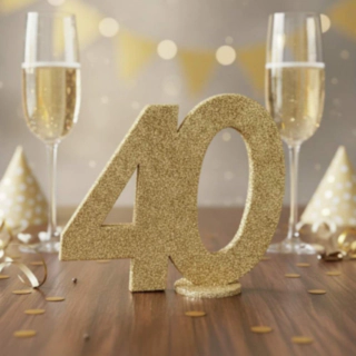 40 År Bordsfigur Guld