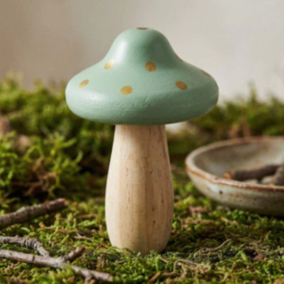 Träsvamp Grön Med Gyllene Prickar