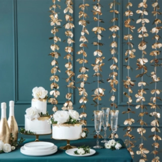 Hängande Blommor Backdrop Guld